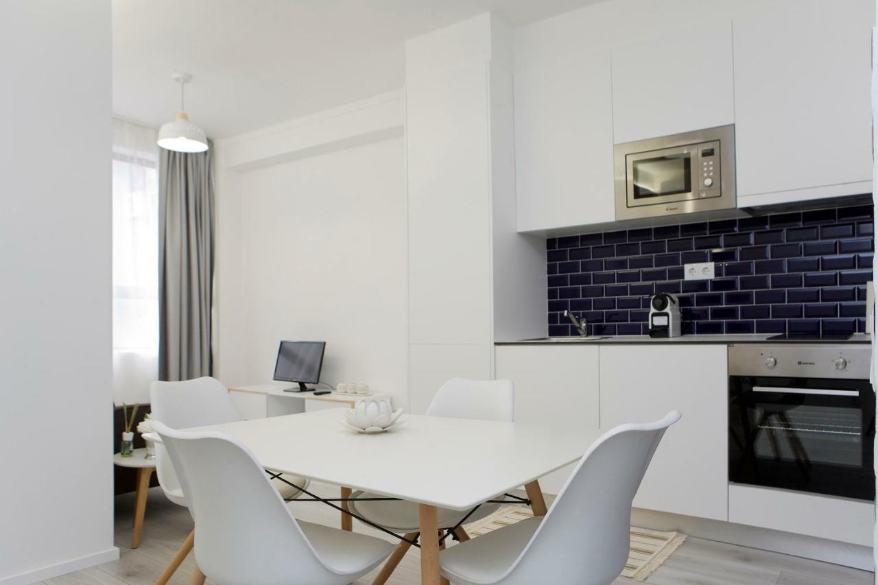 My Modern Homey At Порто Екстериор снимка