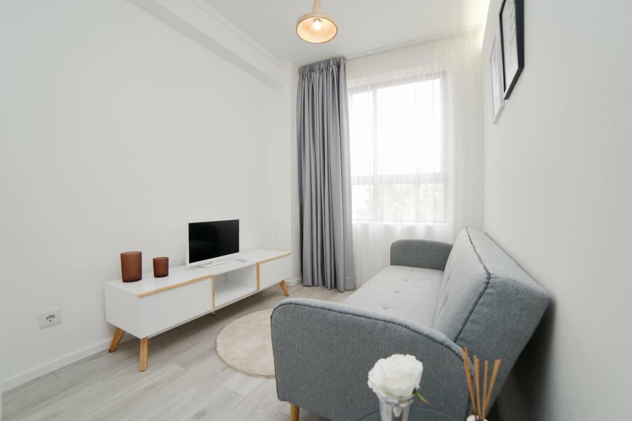 My Modern Homey At Порто Екстериор снимка