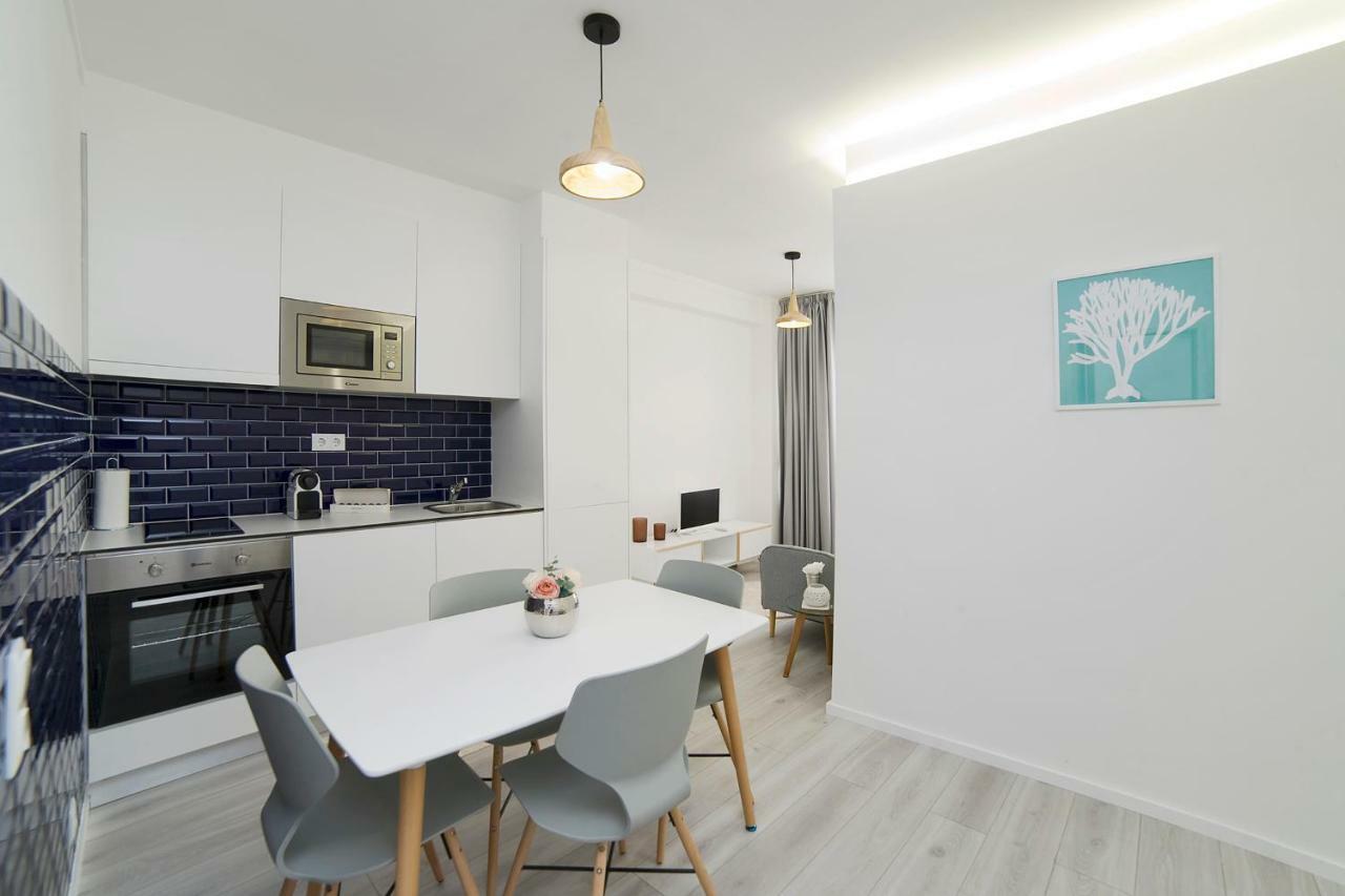 My Modern Homey At Порто Екстериор снимка